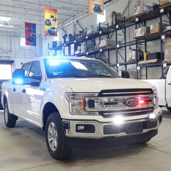 Emergency Vehicle LED Strobe Lights Manufacturer in Ontario