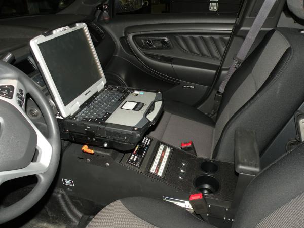 Ford Interceptor Sedan Console- D and R Electronics