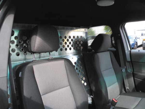 Spacious K9 Unit Cage - Vehicle-specific - D and R Electronics