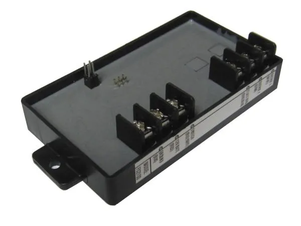 D&R FS2100-S solid state flasher in a black case with barrier screw terminals and a mounting tab