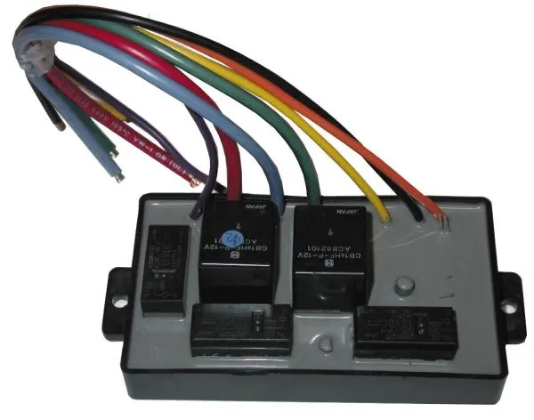 D&R ADT30A electronic anti-theft module with four relays on the board and a colour-coded harness