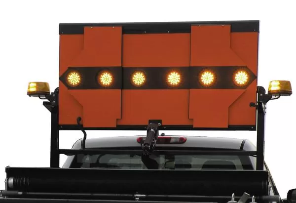 Bar mode with six amber lamps lit in a row across the centre of the reflective panel