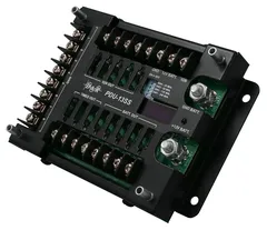 Fuse positions left empty, seen from the input end with spade terminals down the left-hand edge